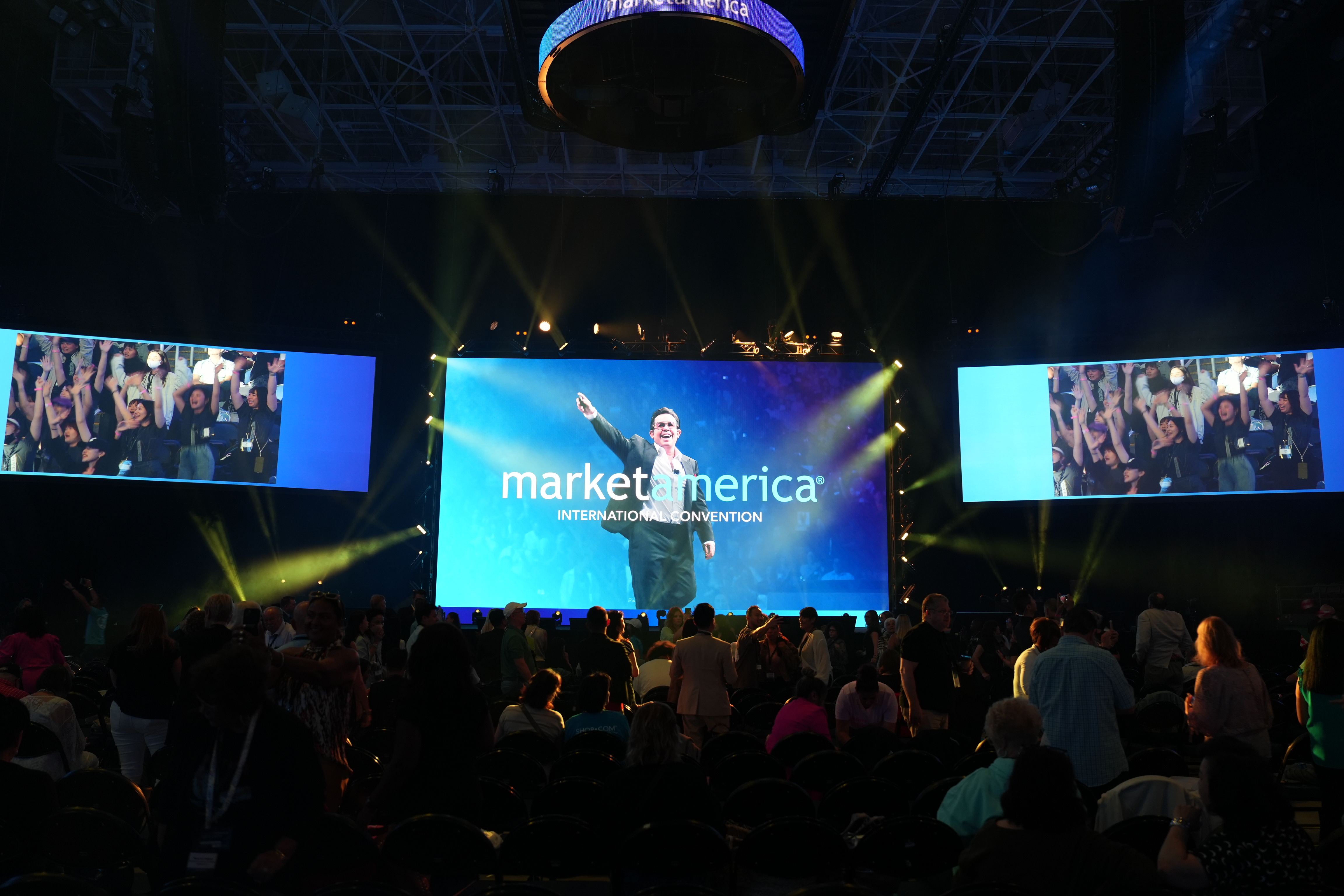 Large-scale live event stage and audience